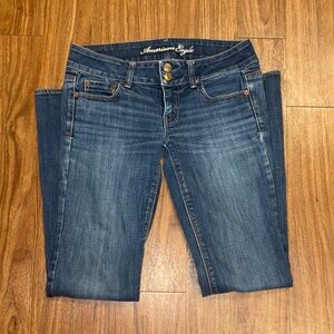 American Eagle Size 4 Low Rise Flare Jeans